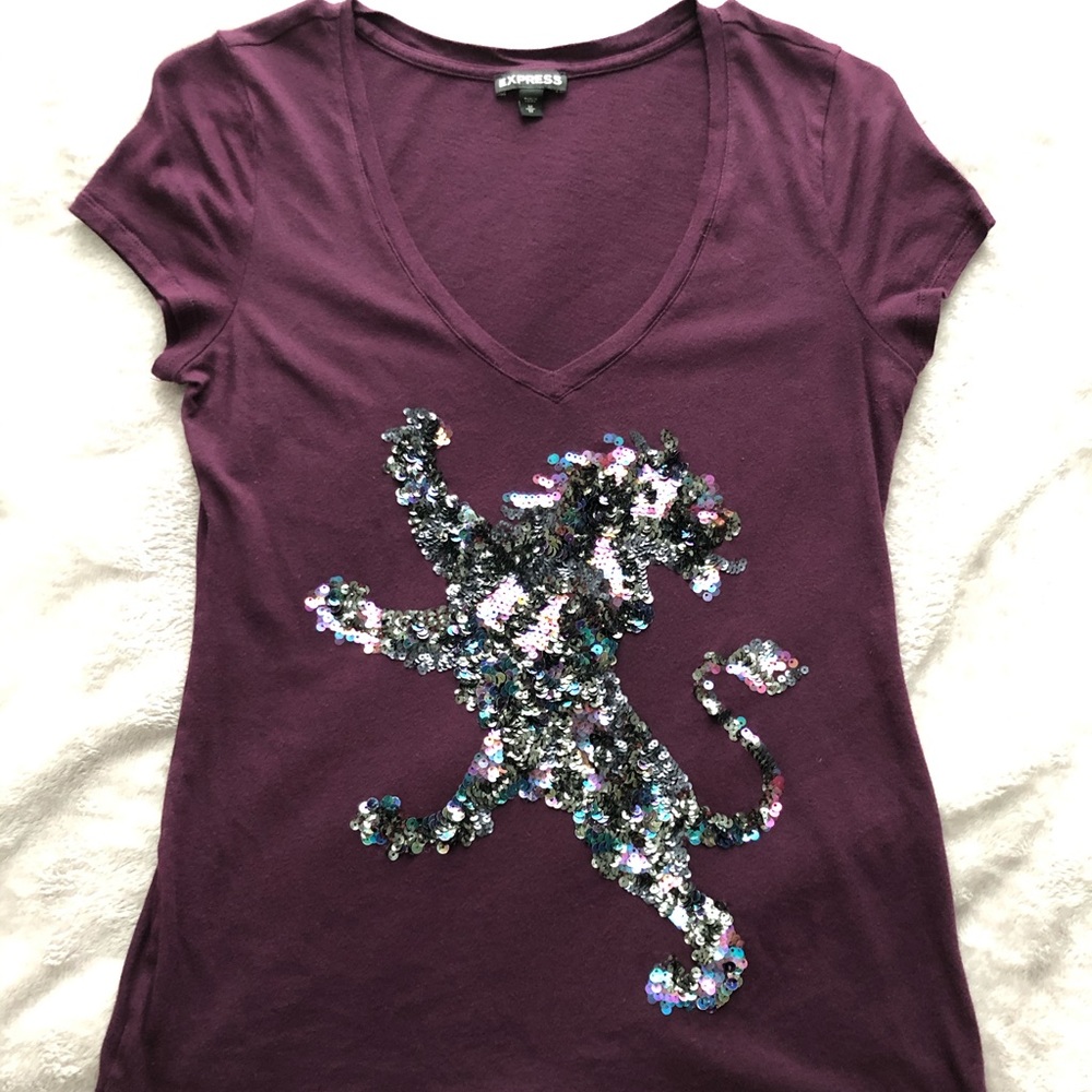 Express Burgundy T-shirt